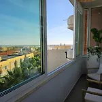 Moderno Com Vista O Mar Em *