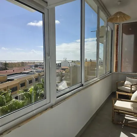 Moderno Com Vista O Mar Em Faro